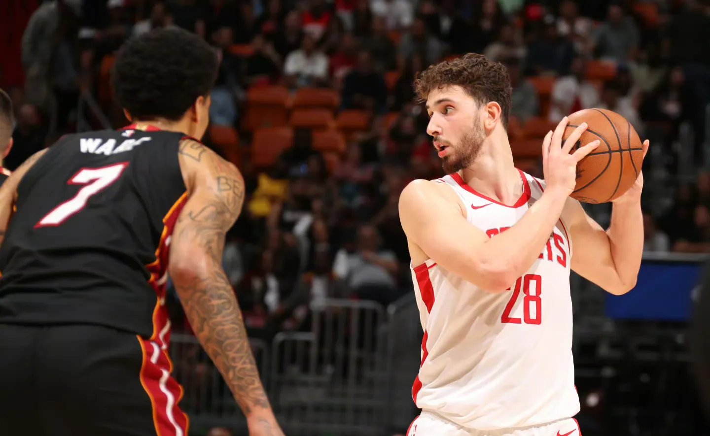 芒果体育平台-迈阿密热火状态回暖备战社区盾新奥尔良鹈鹕赛前迎来里程碑，风云突变里尔冲刺阶段调整名单看傻球迷的简单介绍