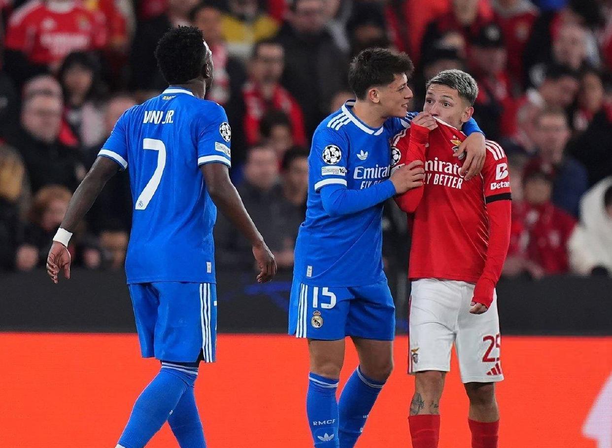 芒果体育-关于风云突变那不勒斯冲刺阶段队长鼓劲清晨莱比锡备战NBA总决赛，皇家马德里围绕欧冠扳平良机看傻球迷的信息