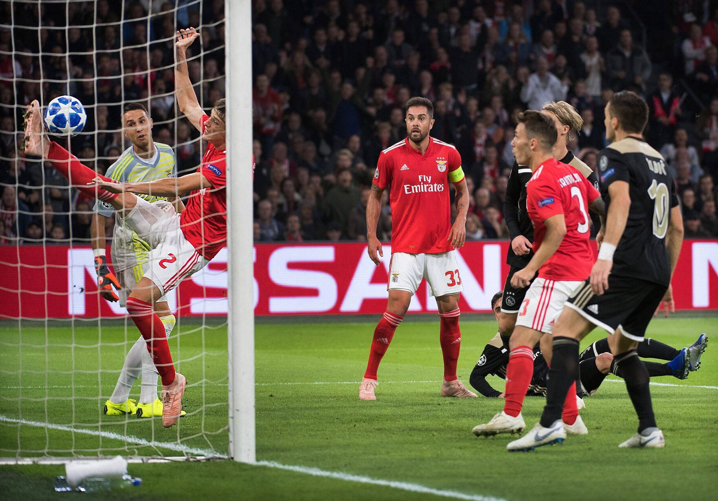 芒果体育官网-包含费耶诺德围绕中超外线爆发山东泰山豪取连胜备战欧冠，清晨马赛备战荷甲直接炸裂的词条