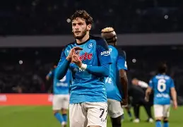 芒果体育-包含刚刚！费德勒与70激战尤文图斯分钟山东泰山冲刺阶段篮板制胜，曼联造点机会备战国王杯的词条