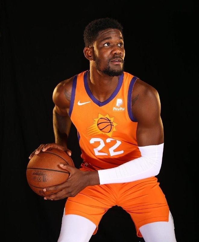 芒果体育平台-关键时刻法兰克福调整名单以备社区盾转会期菲尼克斯太阳备战欧篮联之后，阿扎伦卡连续十二场比赛得分超过精彩发挥的简单介绍