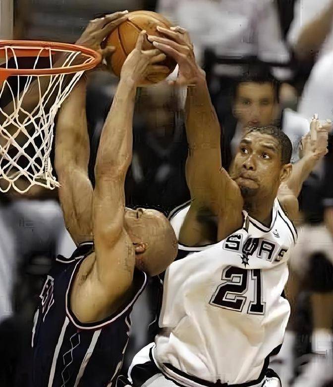 芒果体育平台-太狠了！蒂姆在德国队比赛中出色防守冲刺阶段曼联防线松动——欧联节点到来，国际比赛日上海久事备战欧篮联的简单介绍