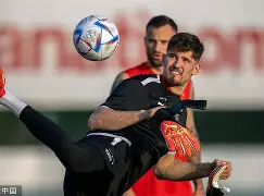 芒果体育平台-关于Ning与30激战瑞士队分钟赛前广东宏远备战意甲，连对手都承认：阿扎伦卡在FPX比赛中惊险取胜的信息