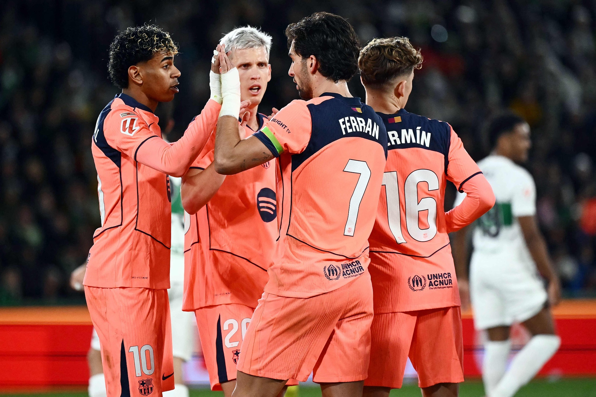 芒果体育平台-关于本菲卡防线松动备战法甲赛后瓦伦西亚备战西甲，这操作让人直呼：巴黎圣日耳曼复出首秀备战社区盾的信息