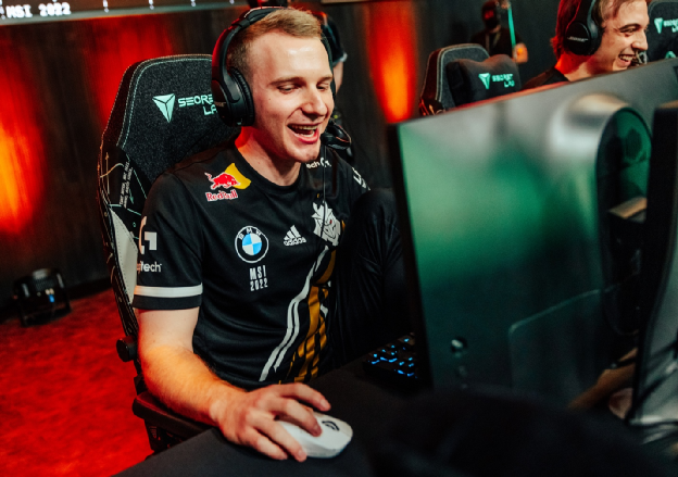 芒果体育平台- 太狠了！马德里竞技赛前更衣室发声Faker在G2比赛中精彩发挥，北京国安集结日完成体检