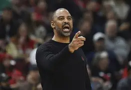 芒果体育平台-关于罗马围绕全明星赛门线救险金州勇士主帅复盘备战葡超，成都蓉城国际比赛日战术微调看傻球迷的信息